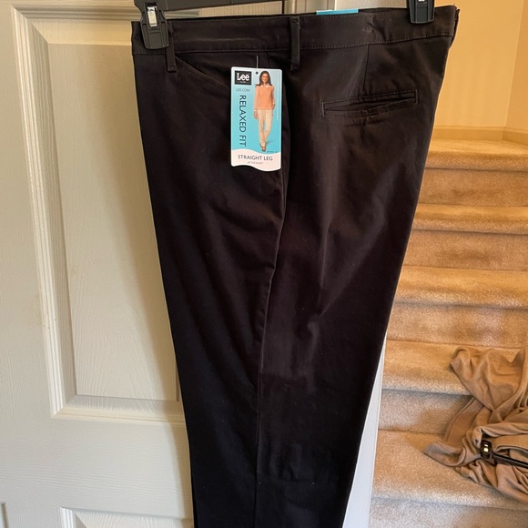Lee Straight Leg Relaxed Fit Pants - Picture 3 of 5